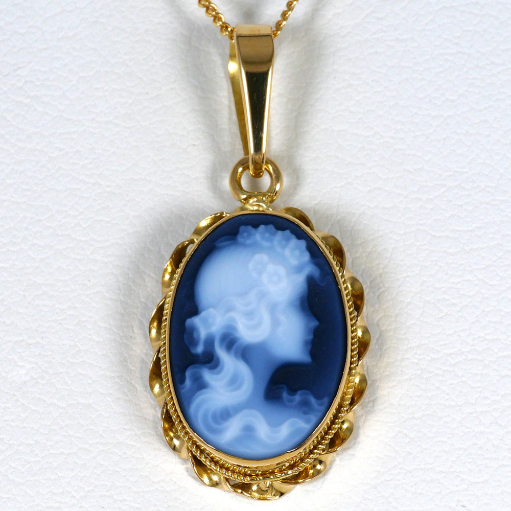 VINTAGE 18k Gold Necklace